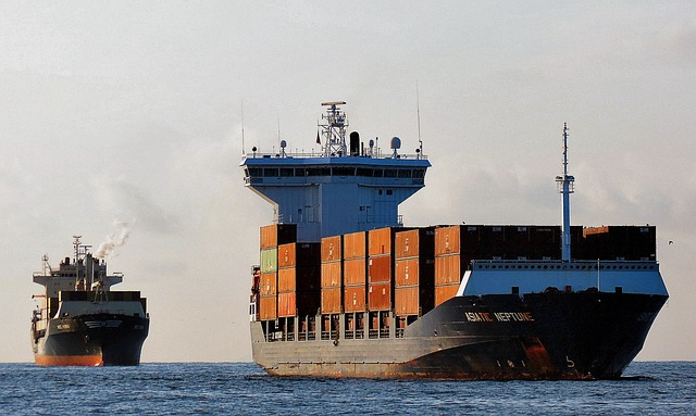 přeprava kontejnerů po moři